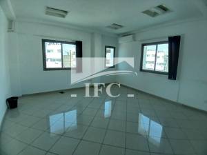 La Marsa Berge Du Lac Location Appart. 1 pice Bureau en 6 espaces 200m  lac 2