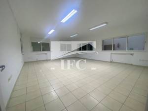 Megrine Zone Industrielle Saint Gobin Bureaux & Commerces Bureau Immeuble moderne    saint