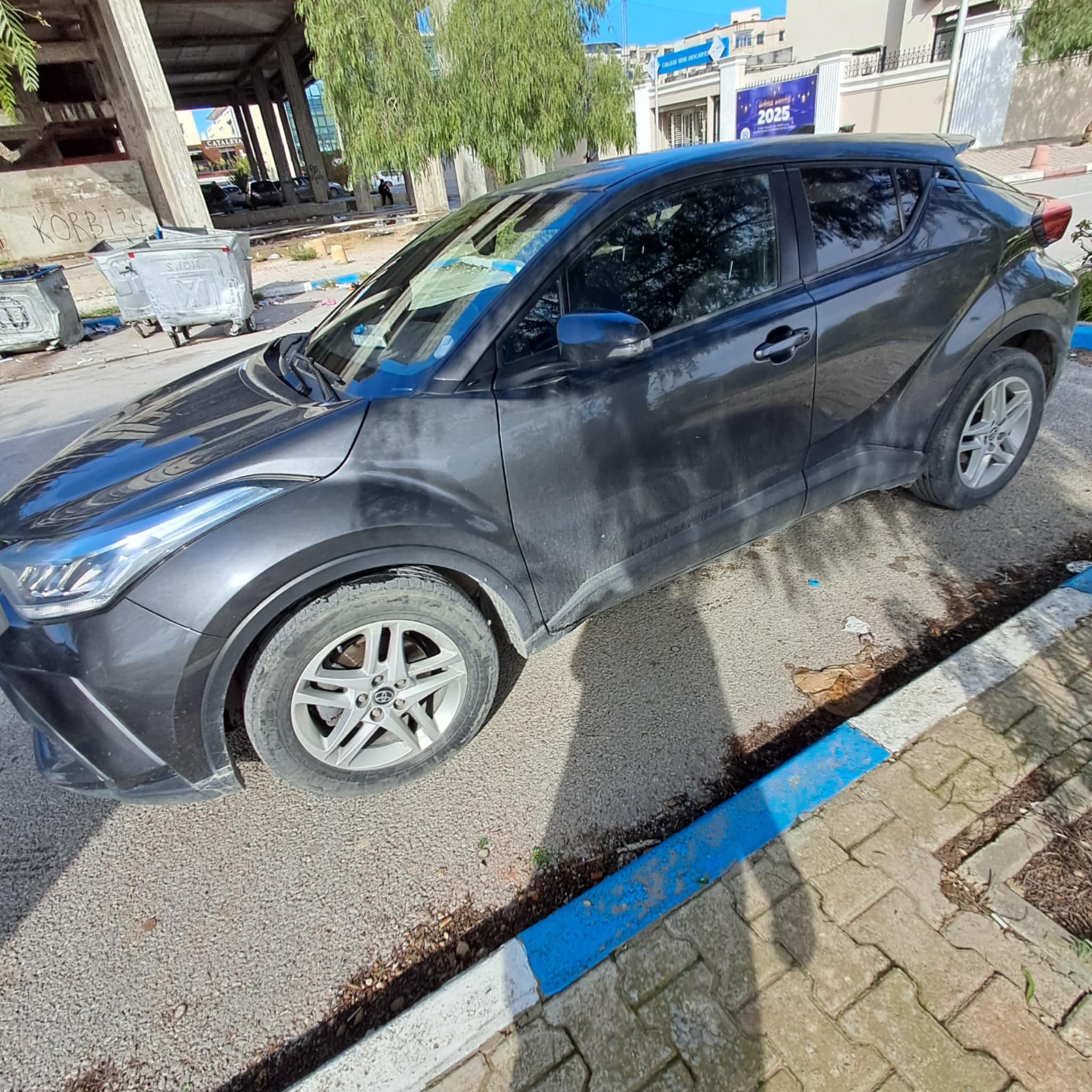 La Marsa Berge Du Lac Toyota Autre Modle Toyota chr boite auto