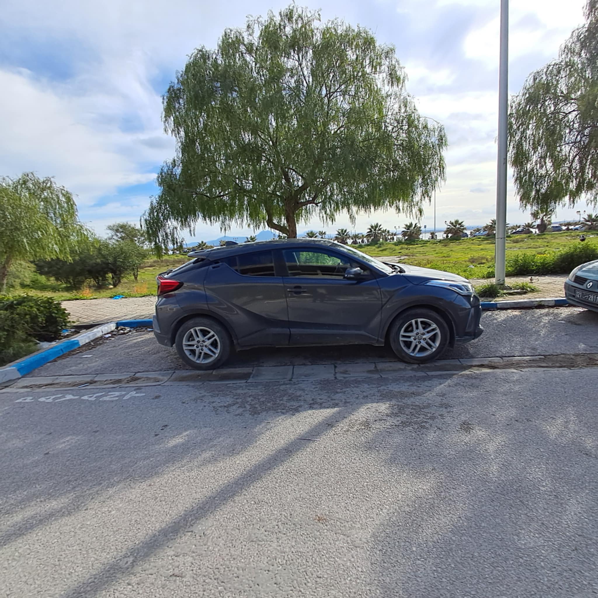 La Marsa Berge Du Lac Toyota Autre Modle Toyota chr boite auto