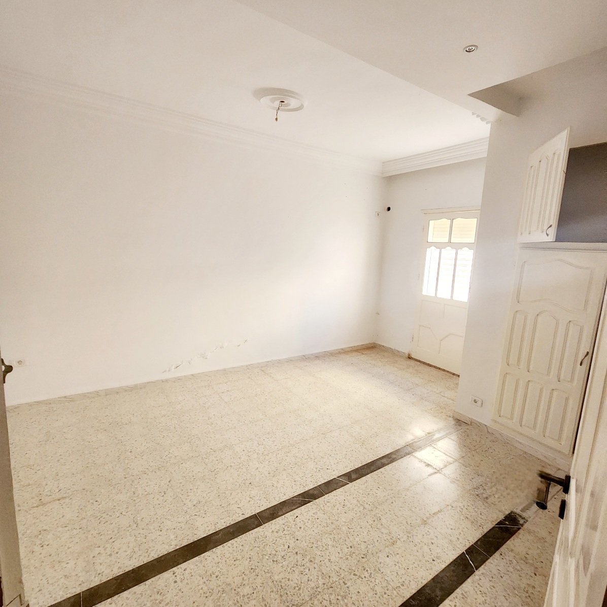 Hammam Chatt Borj Cedria Vente Maisons Villa cot magasin gnral