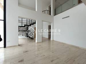 La Marsa Berge Du Lac Location Duplex Un penthouse s4 avec piscine au lac 2