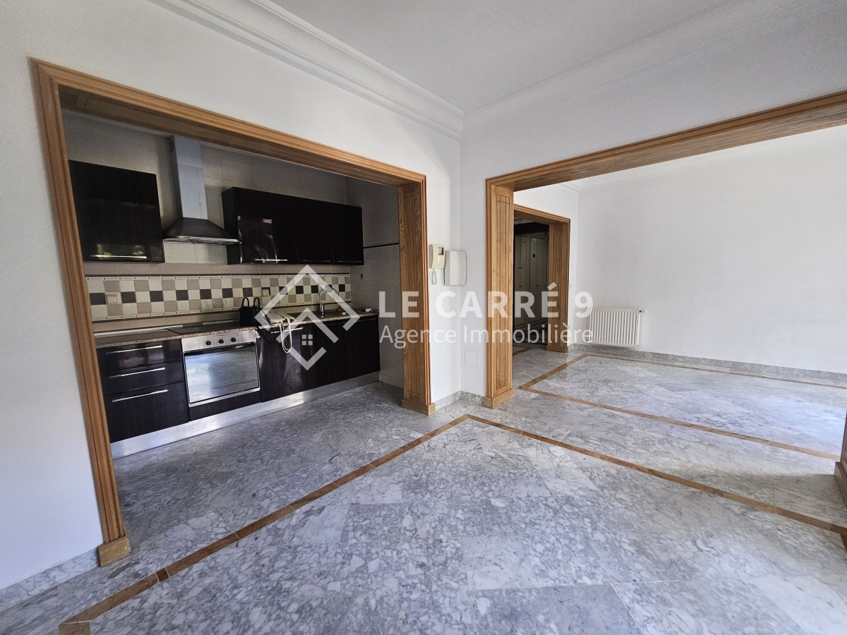 La Marsa Berge Du Lac Location Appart. 2 pices Un s1 de 90m2 au lac 2