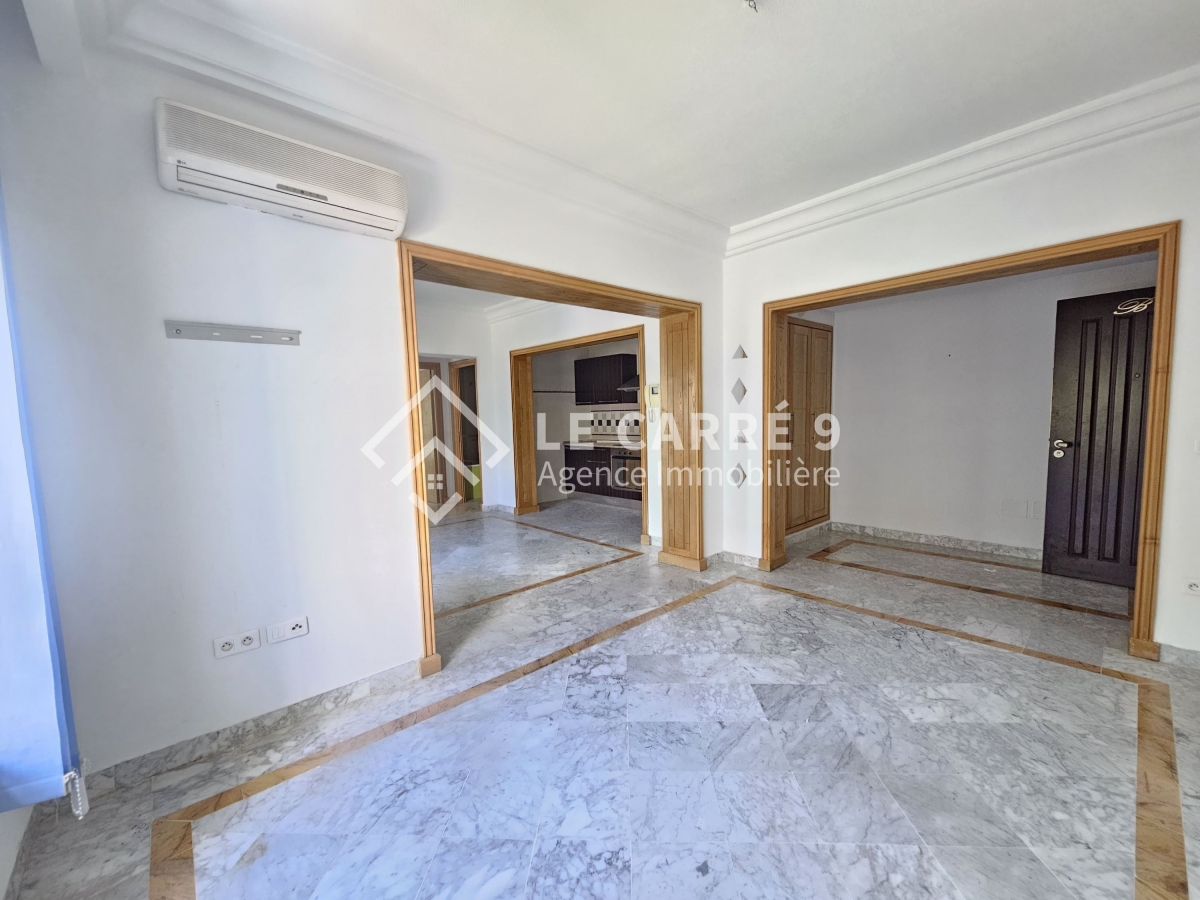 La Marsa Berge Du Lac Location Appart. 2 pices Un s1 de 90m2 au lac 2