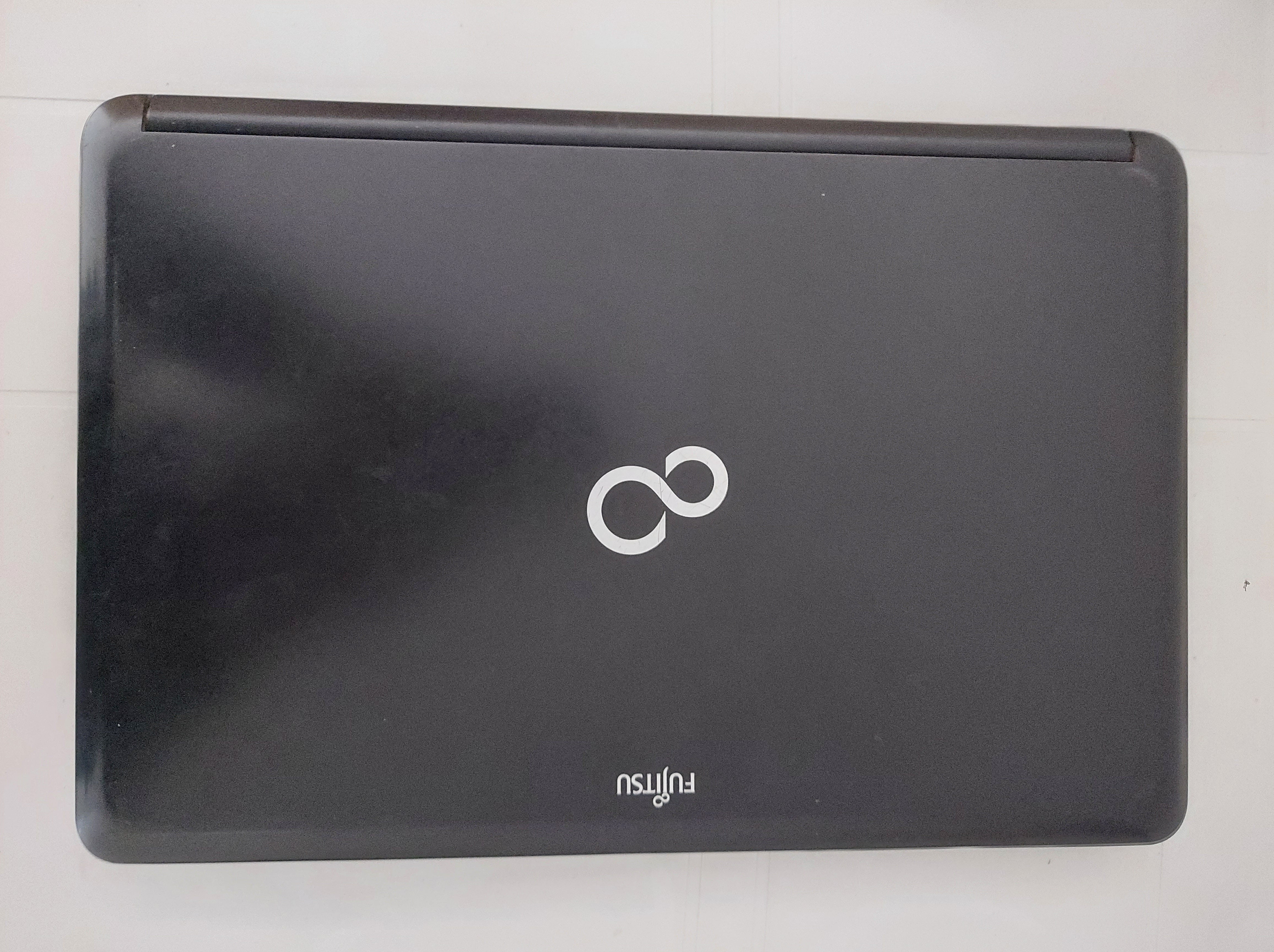 Monastir Zone Skanes Fujitsu Siemens  Autre Pc fujitsu lifebook a530 i3 2gb win10pro