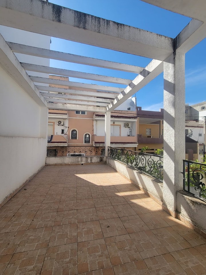 Bizerte Nord Bizerte Vente Appart. 3 pices Belle villa duplex