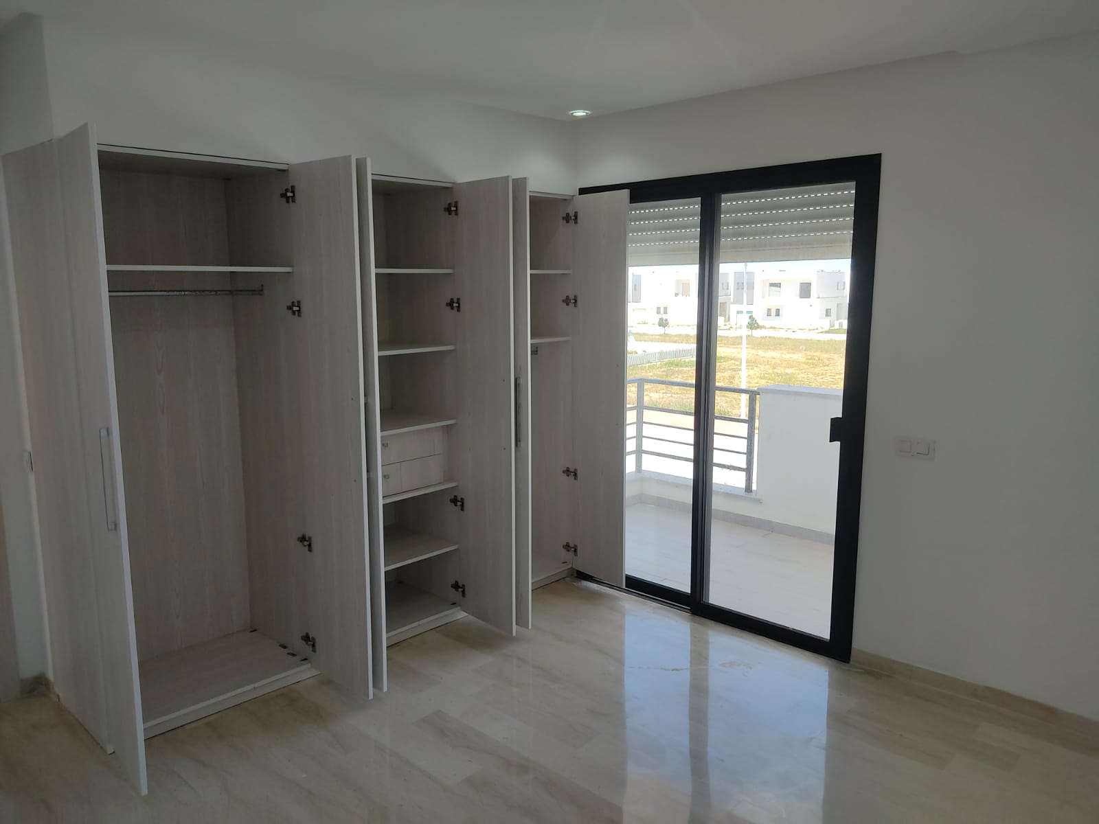 Raoued El Hessiene Location Maisons Villa 520m tunis bay golf residence