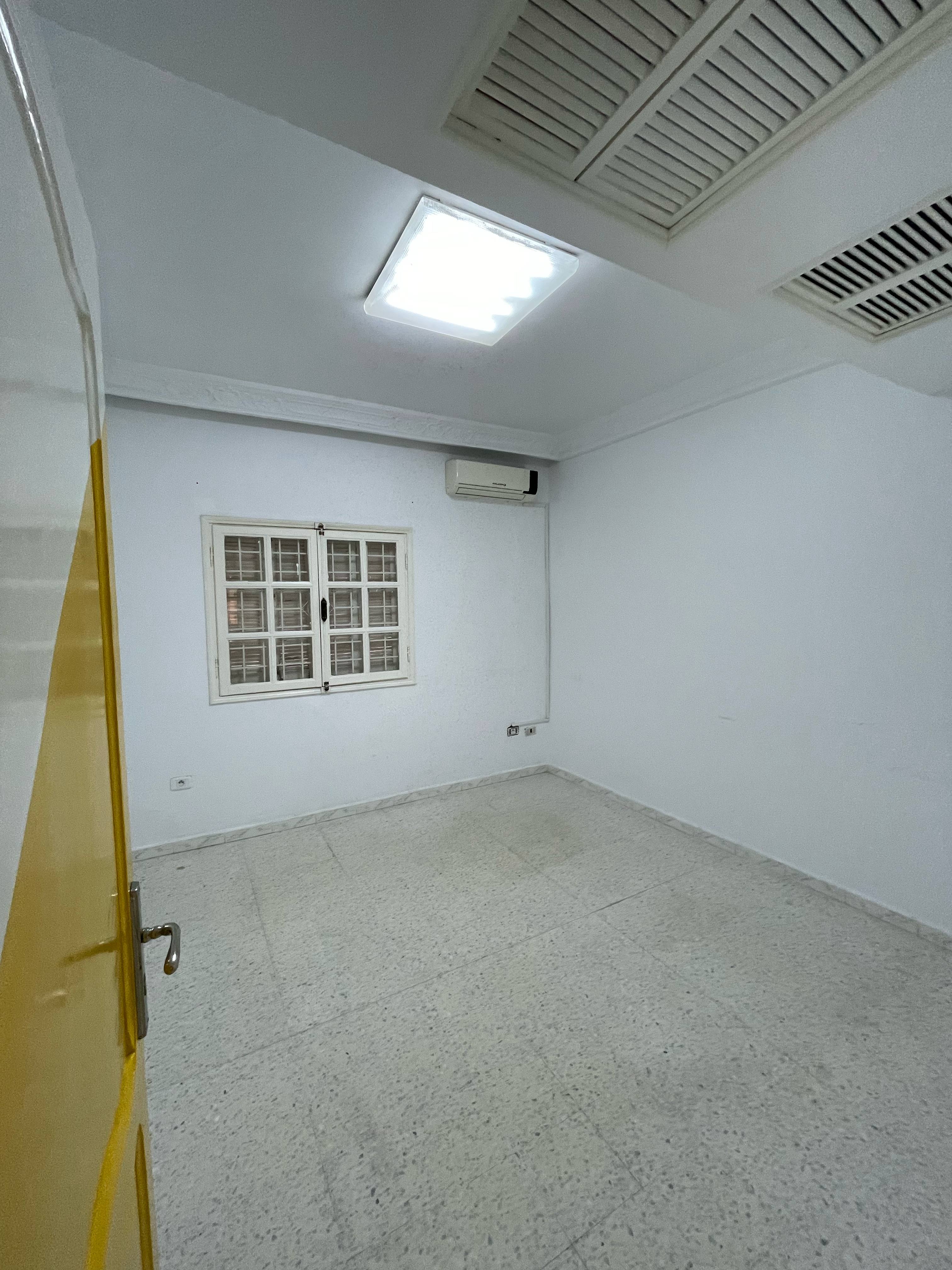 Cite El Khadra Cite Jardins Bureaux & Commerces Bureau Etage bureautique  alain savary