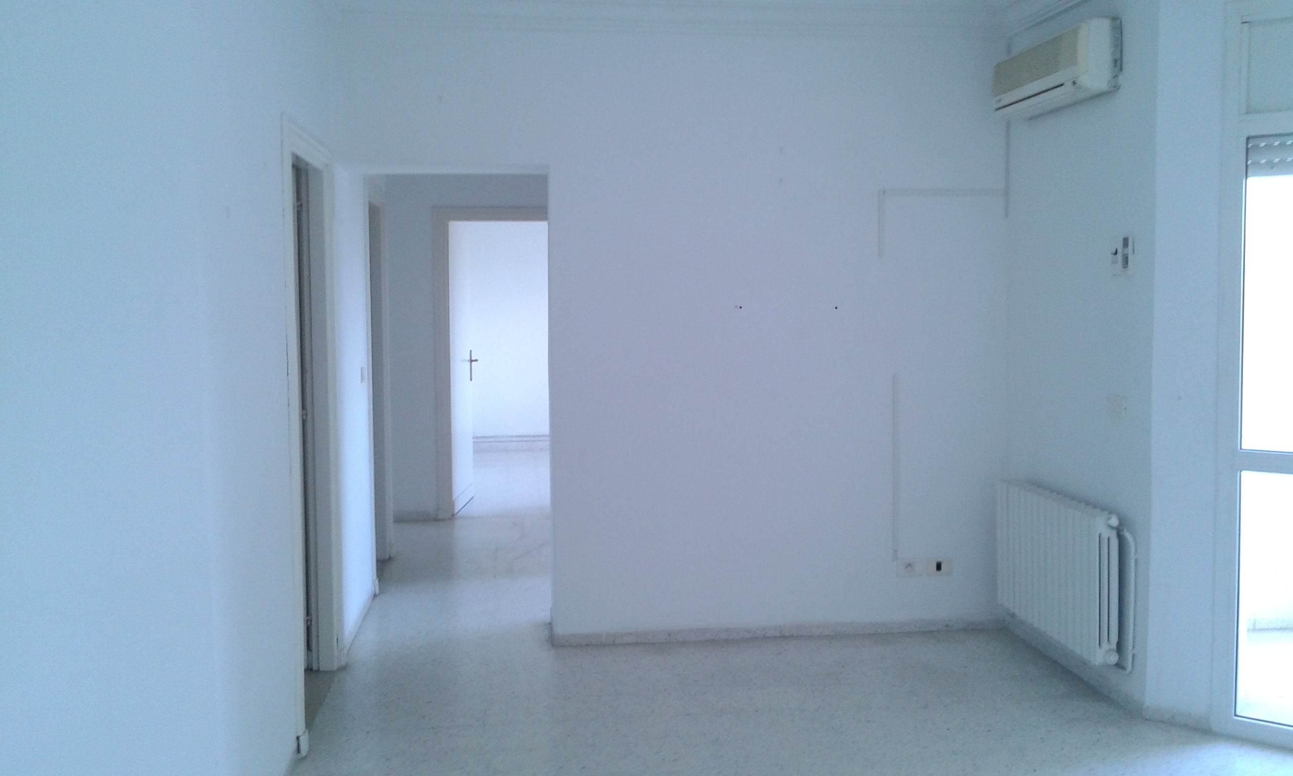 Rades Village Mediterranee Location Appart. 4 pices S et 3   e x c e l l e n t