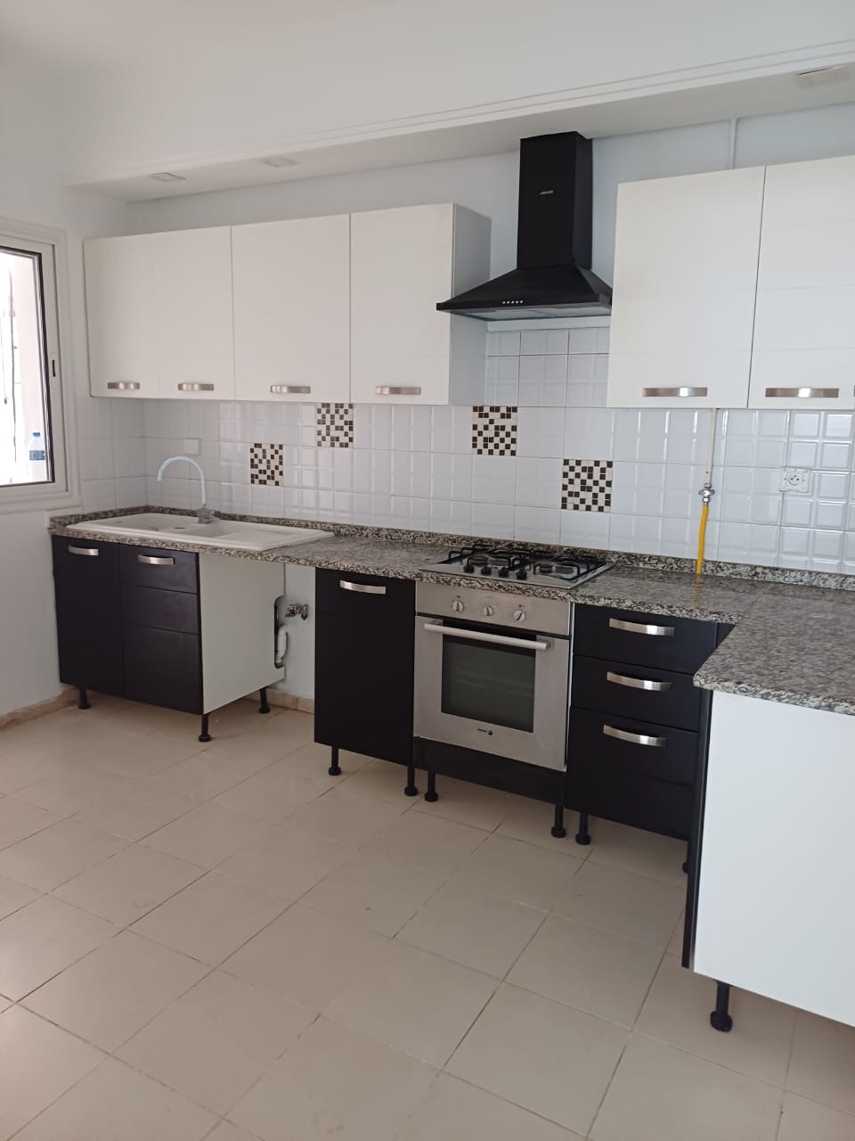 Bou Mhel El Bassatine Bou Mhel Location Appart. 4 pices Trs bel appartement de 4pices