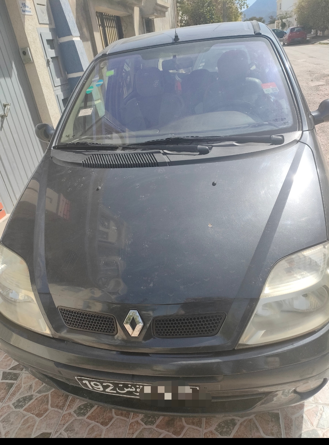 Rades Rades 7 Novembre Renault Scenic Renault scnic import