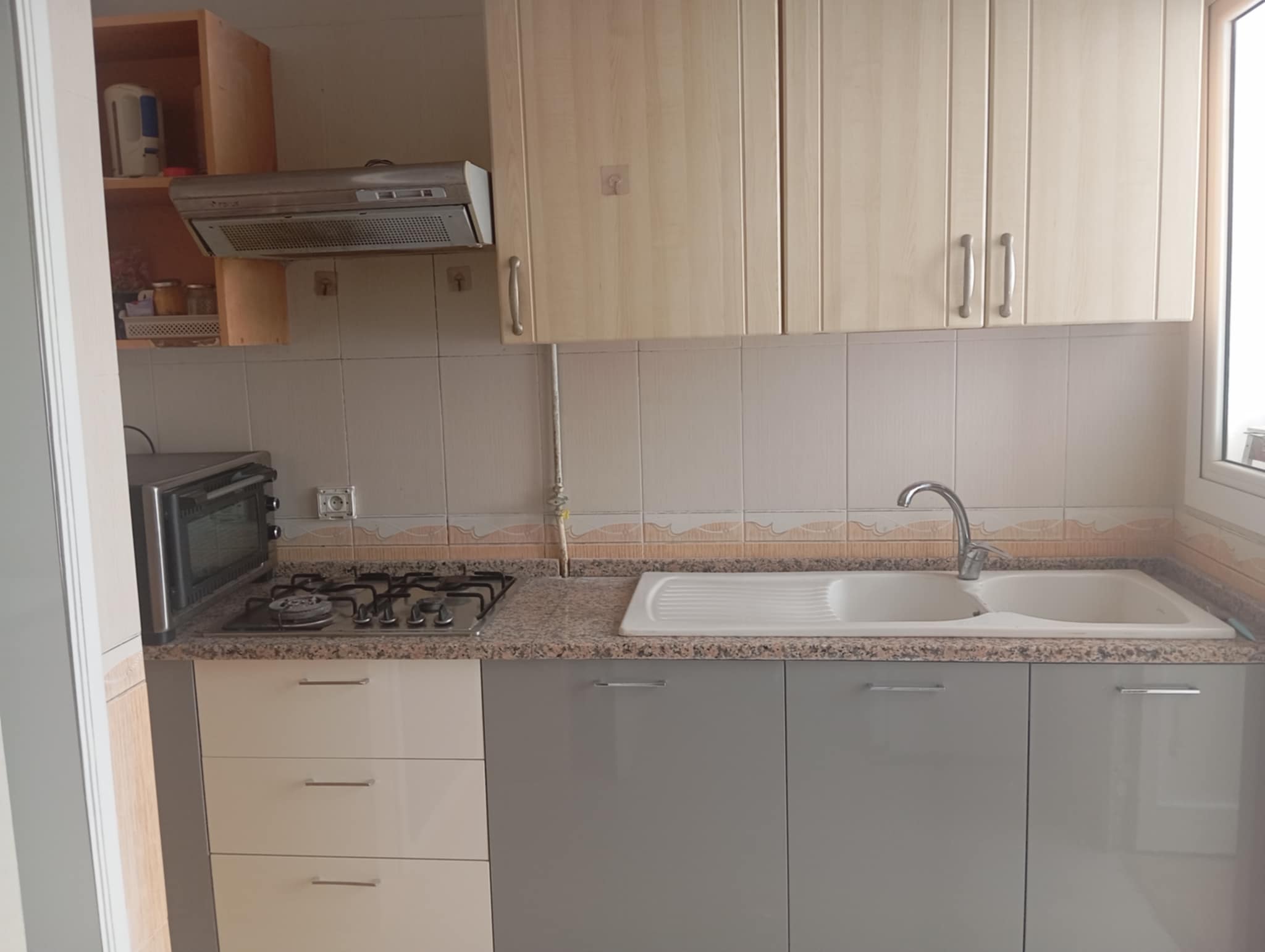 La Marsa El Aouina Vente Appart. 2 pices Un grand s plus 1  cit el wahat