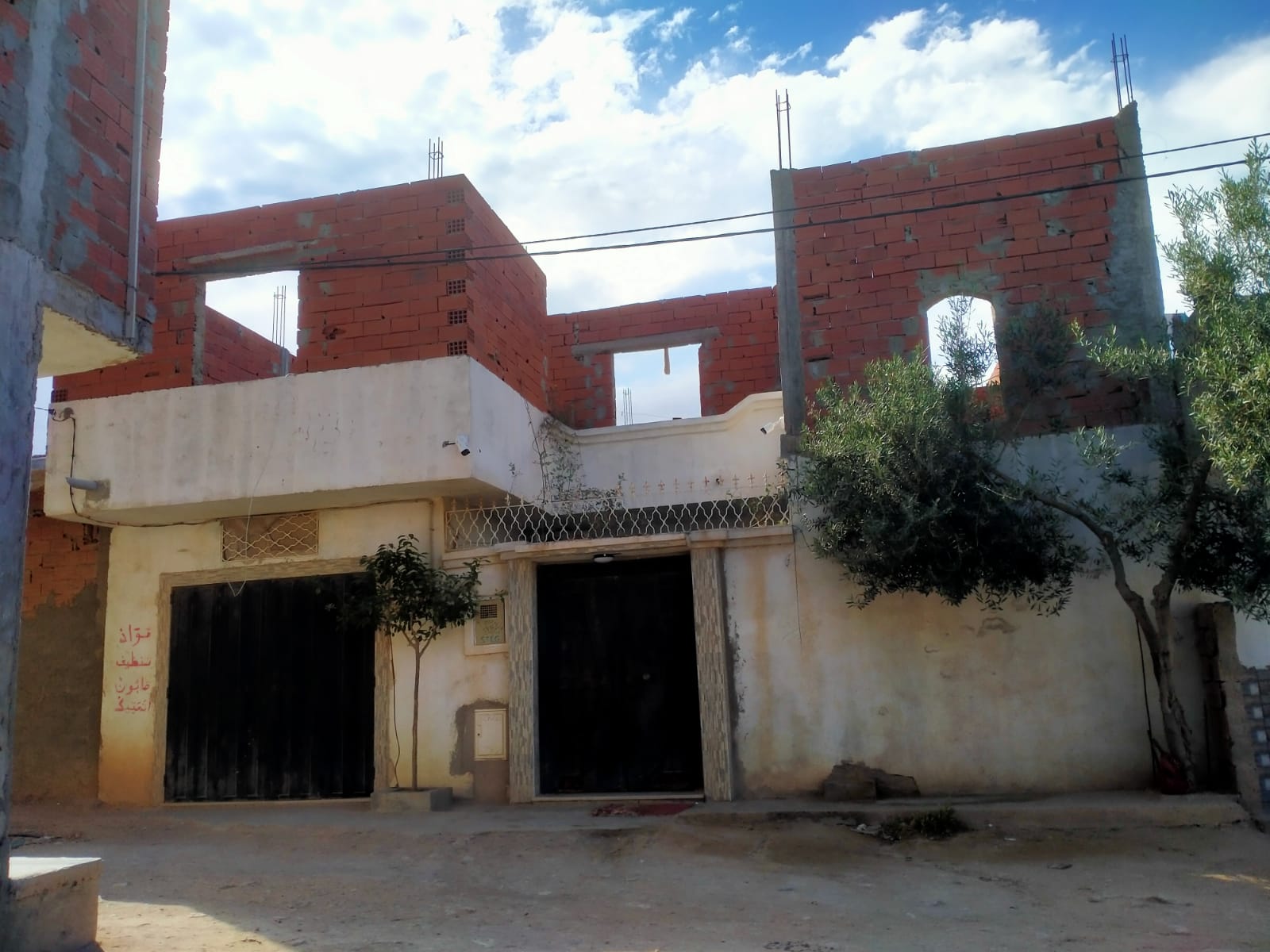Sousse Riadh Zaouiet Sousse Terrain Terrain nu Une belle maison  zaouiet sousse