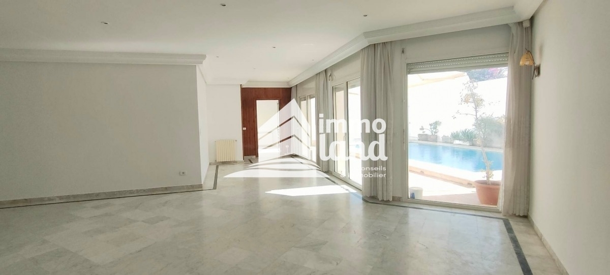 La Marsa Cite El Hana Location Maisons Villa s5 avec piscine  la marsa