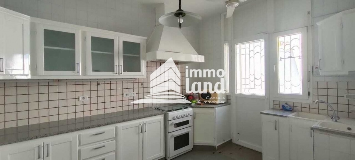 La Marsa Cite El Hana Location Maisons Villa s5 avec piscine  la marsa