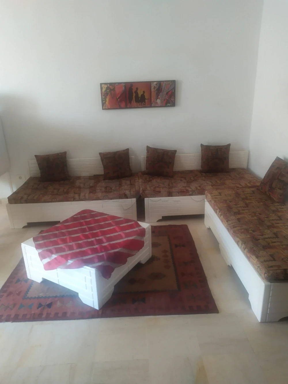 Mannouba La Mannouba Vente Appart. 2 pices Un appartement semi meubl