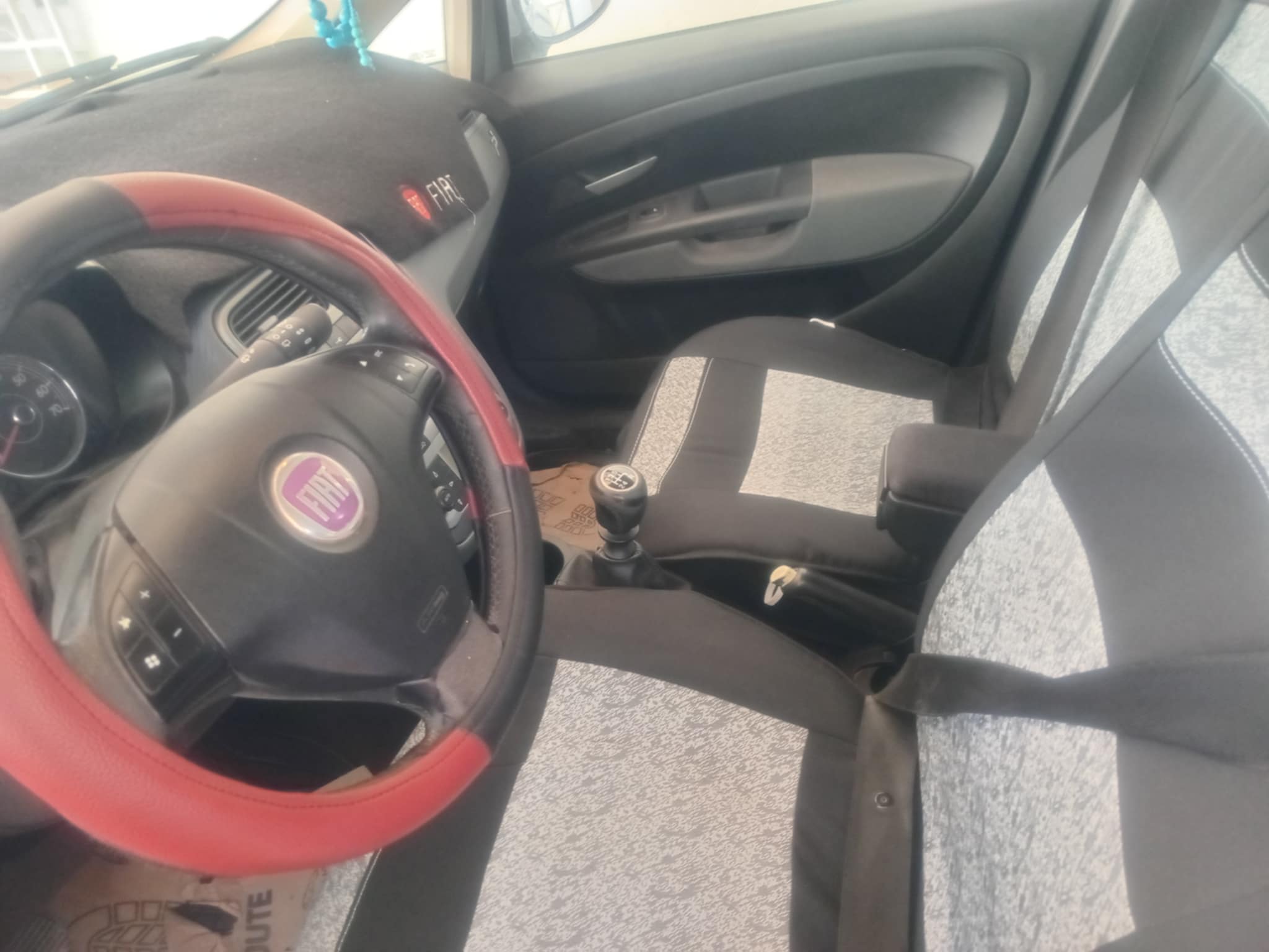 Sfax Ville El Bousten Fiat Grande Punto Fiat punto grandi 2009
