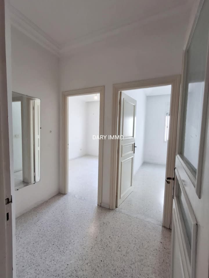 La Soukra La Soukra Vente Appart. 3 pices Un appartement s2  la soukra