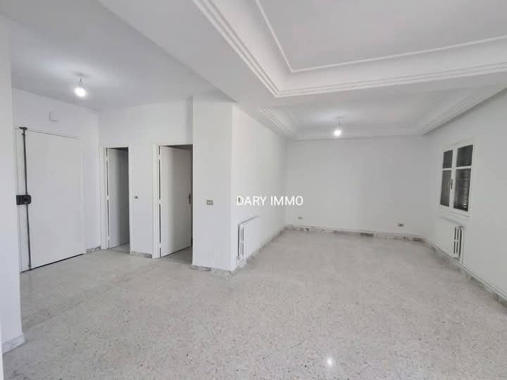 El Menzah El Manar 1 Location Appart. 4 pices Un spacieux s3  el manar 1