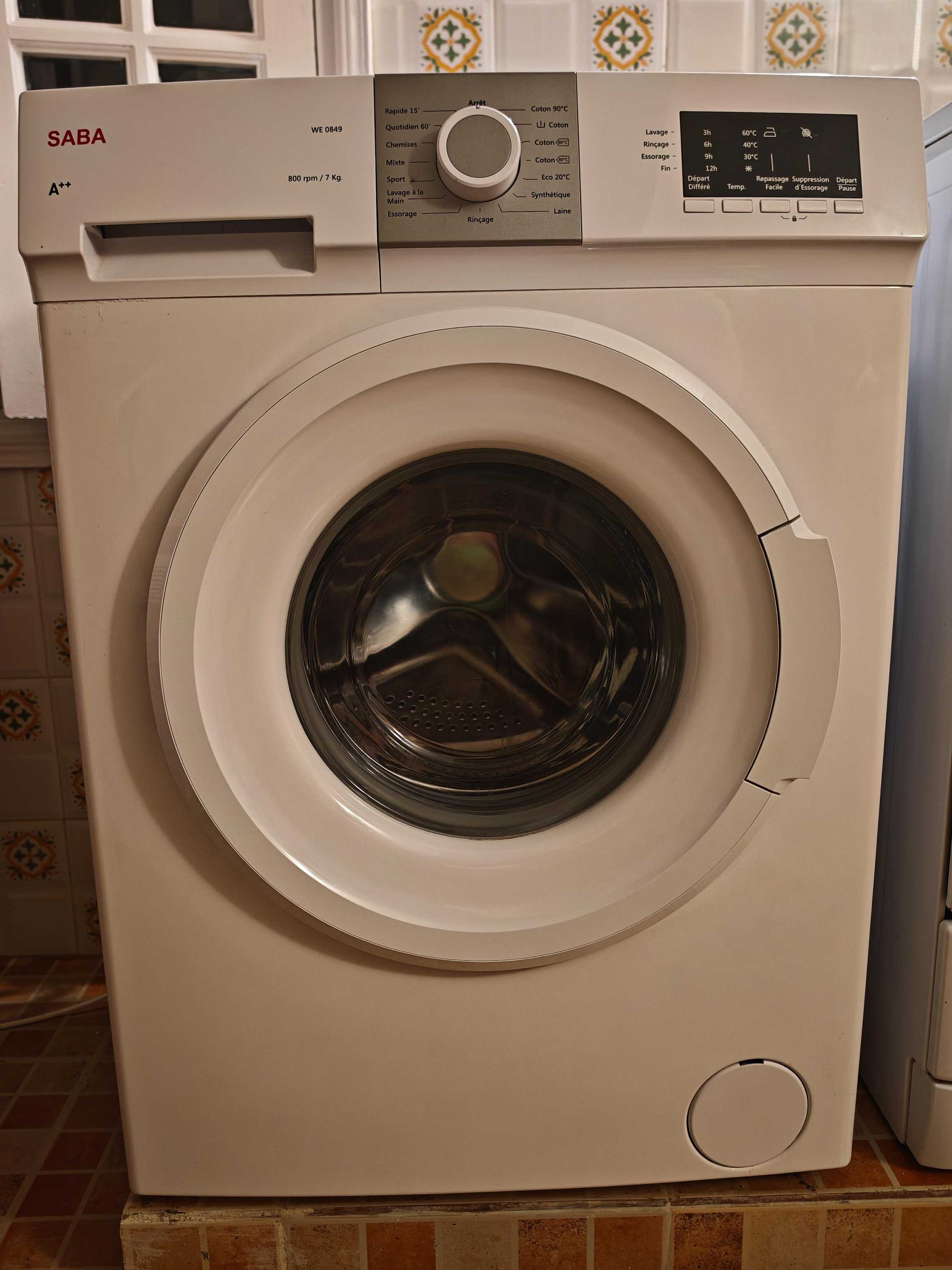 La Marsa Gammart Lave-linge Autre Lave linge hublot 7 kg saba