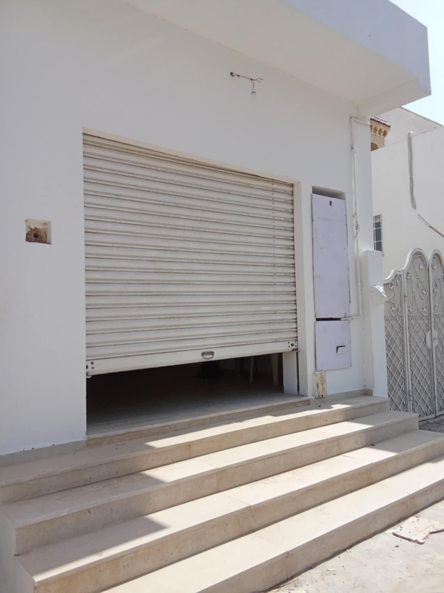 Akouda Akouda Location Appart. 1 pice Espace commercial  akouda