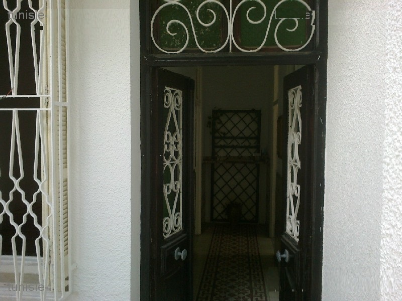 El Kram Le Kram Est Location Appart. 2 pices Rdc villa avec jardin   50 ml du tgm kram plage