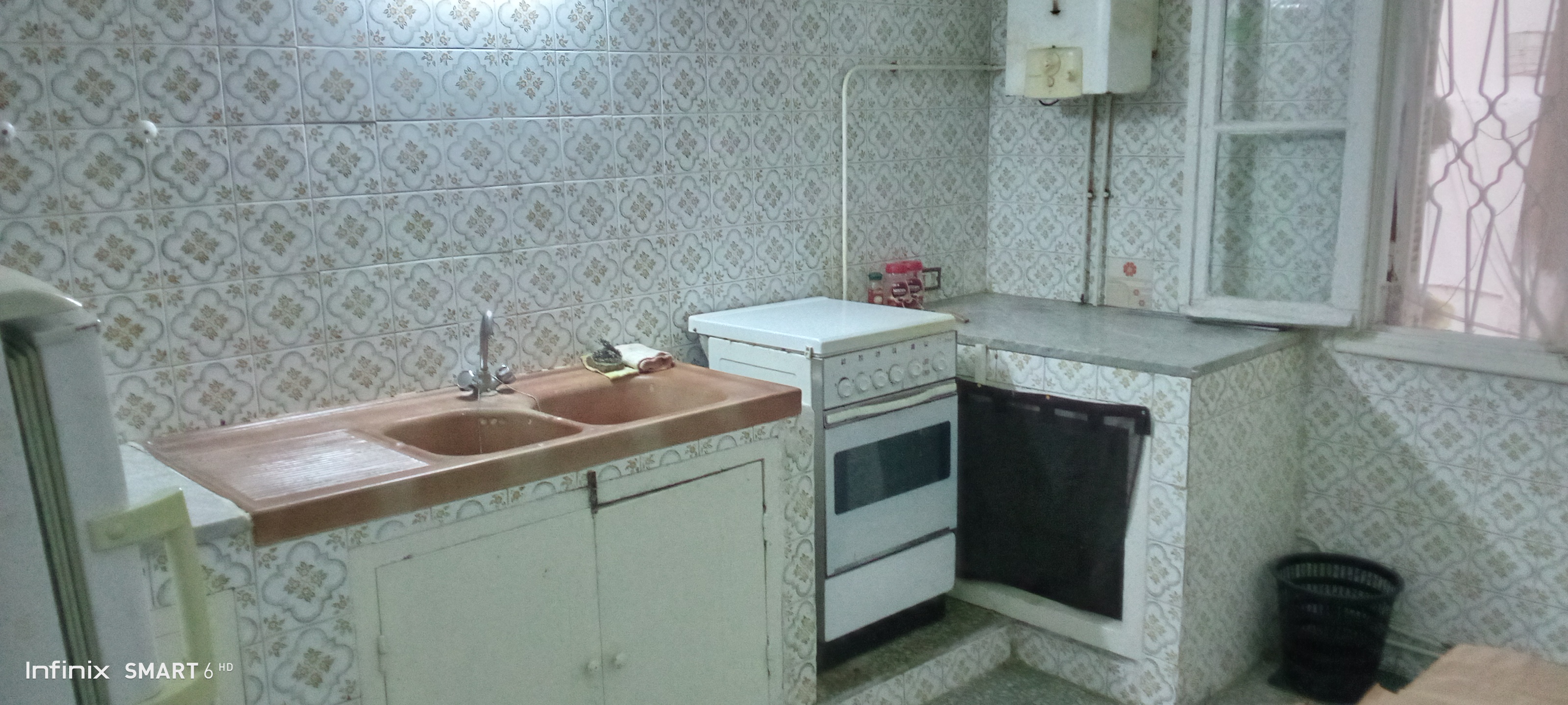 El Kram Le Kram Est Location Appart. 2 pices Rdc villa avec jardin   50 ml du tgm kram plage