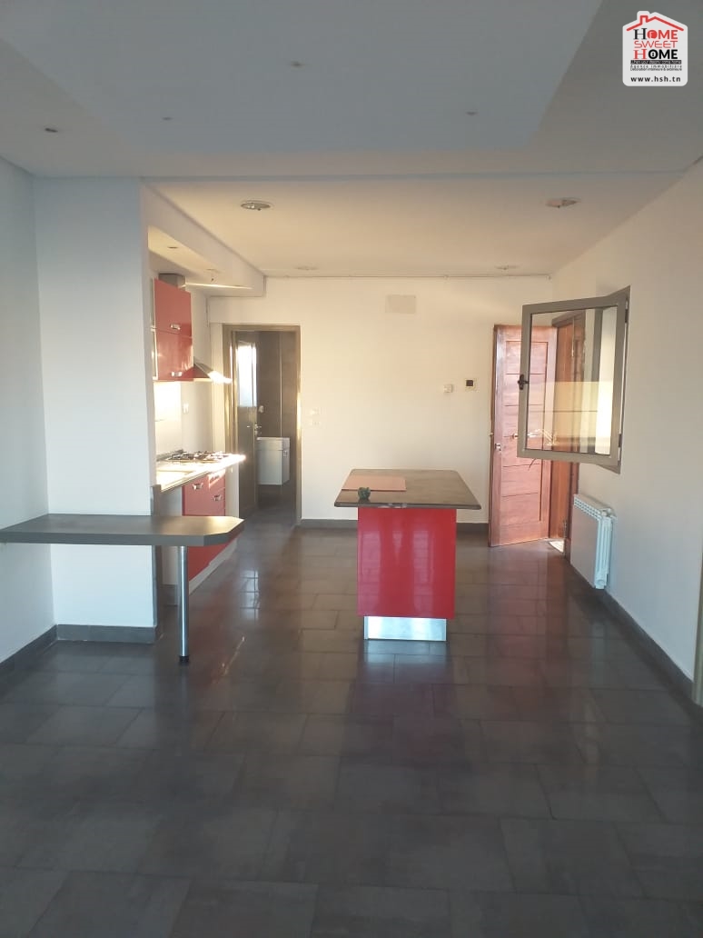 Carthage Cite Mohamed Ali Location Appart. 4 pices Un rdc de villa  s3 tournesol  carthage
