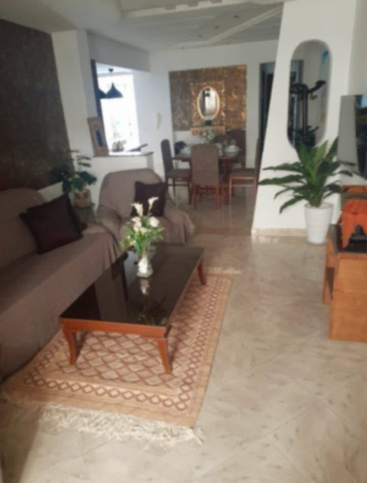 Ezzouhour (Tunis) Ezzouhour 4 Vente Maisons Une maison sur deux niveaux  cit el zouhour