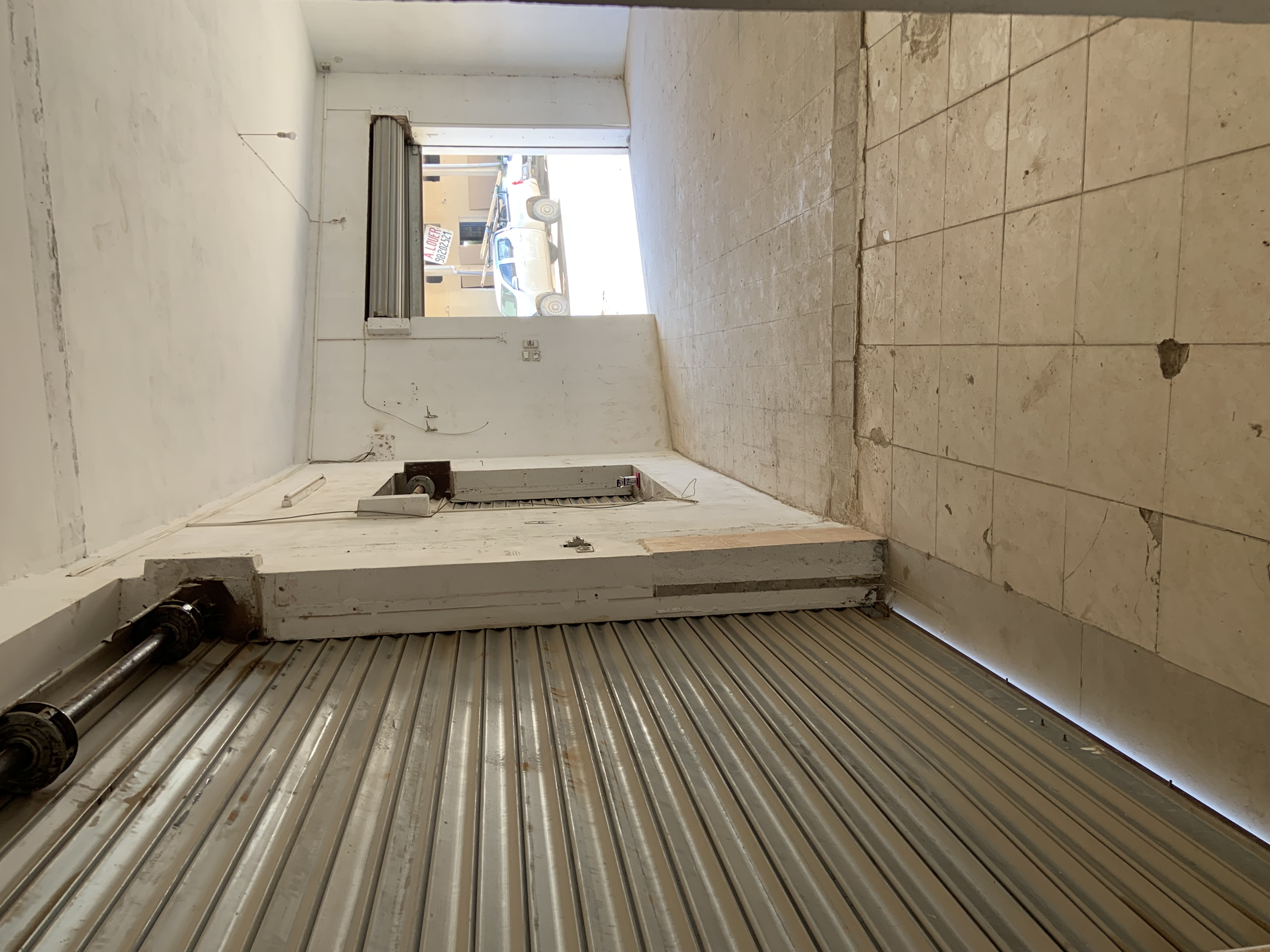 Korba Korba Hached Location Appart. 3 pices Deux locaux commercial