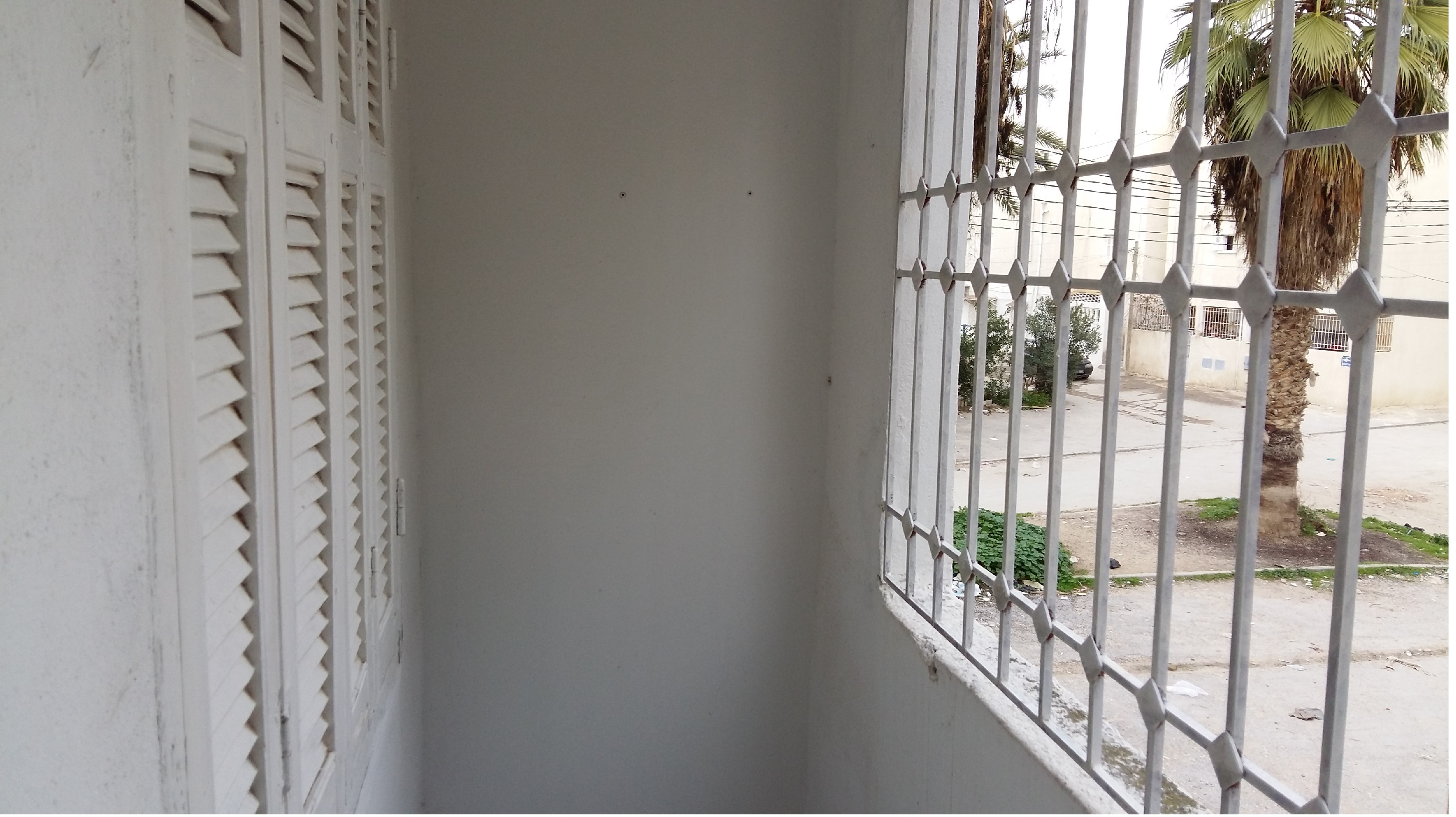 Mannouba Denden Vente Appart. 3 pices Appartement 1 salon plus 2 cc au 1er tage