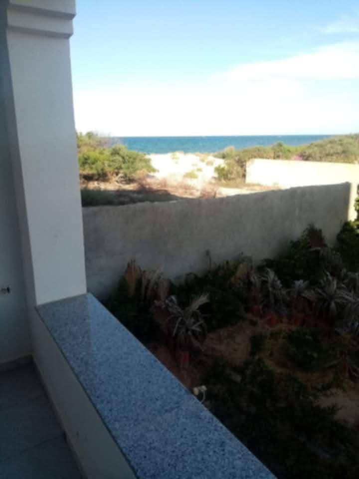 Ksour Essaf Salakta Location Maisons Villa pieds dans l'eau  salakta