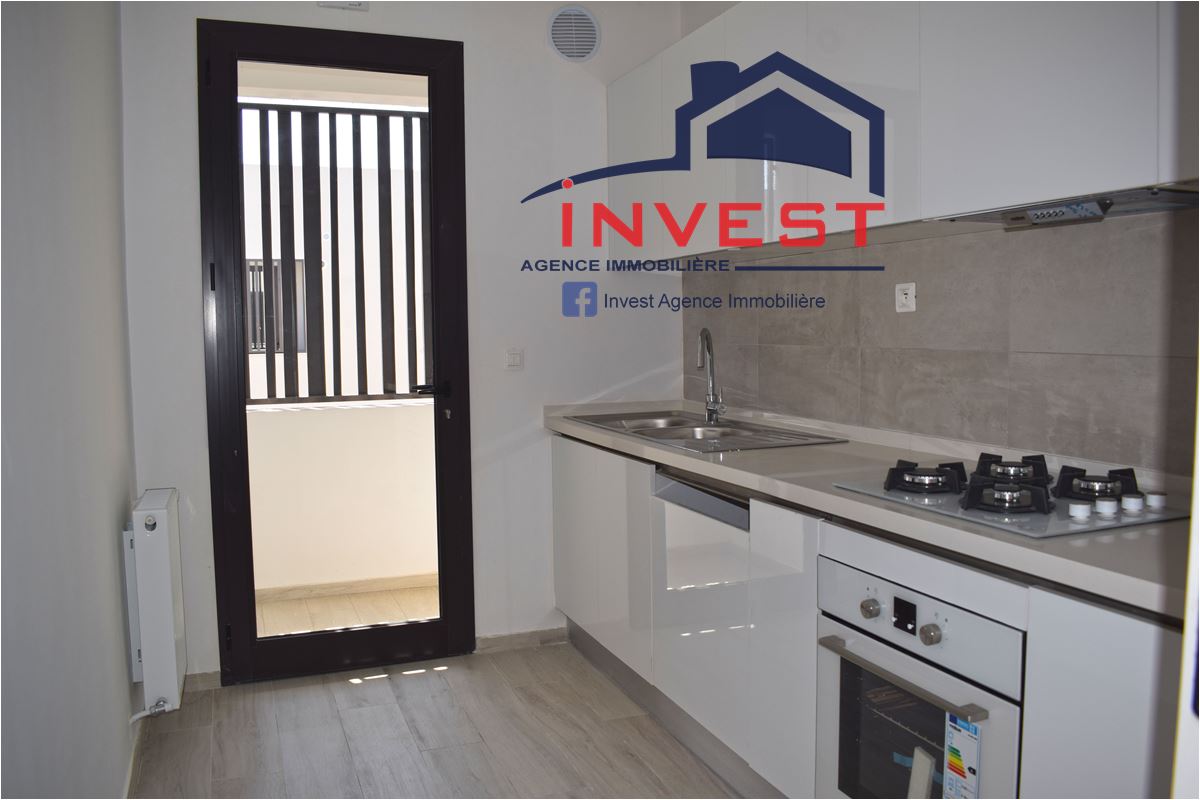 La Marsa Cite El Moustakbel (La Marsa) Vente Appart. 2 pices Magnifique s2 neuf  la marsa
