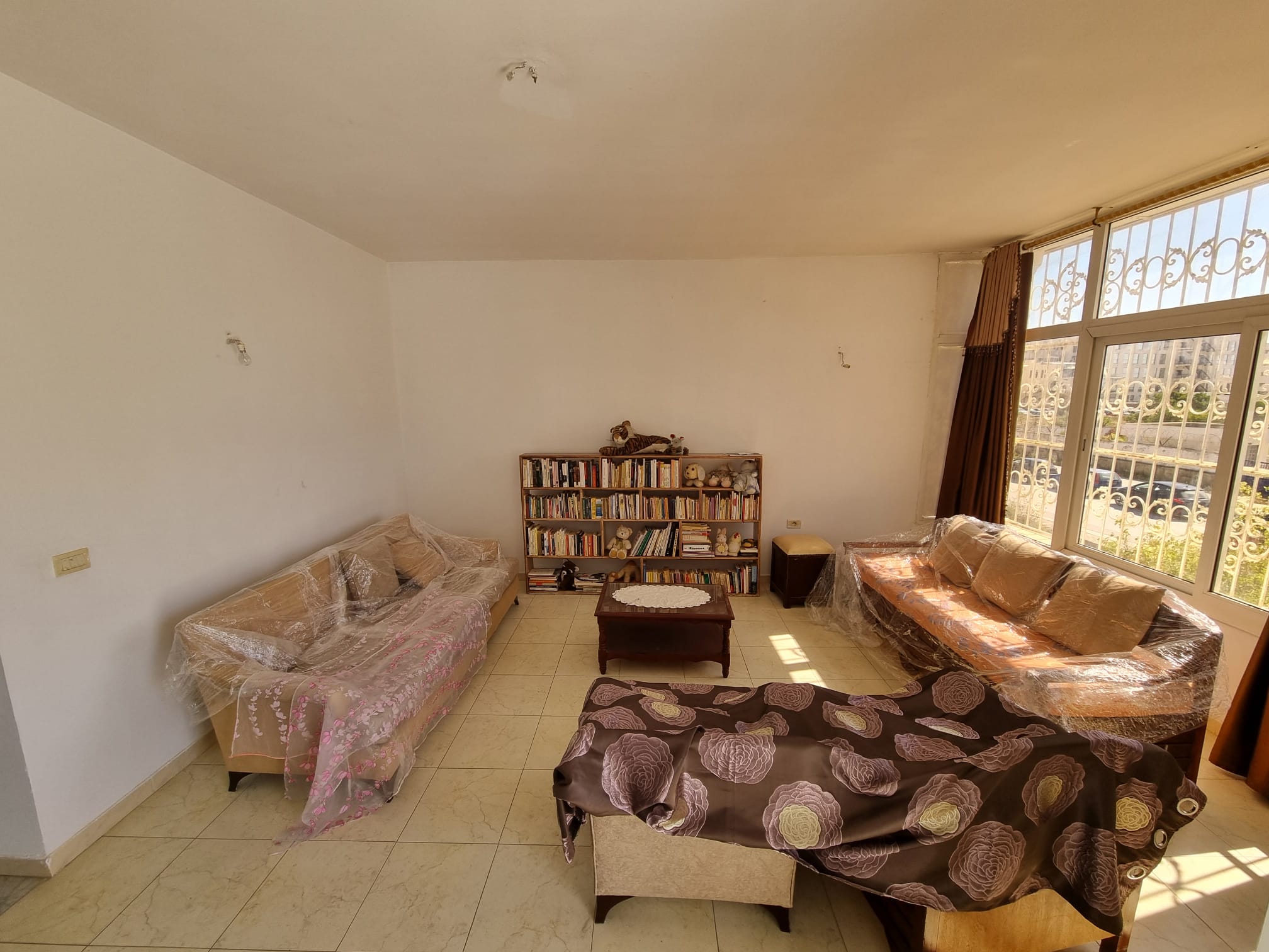 Raoued Ariana Essoughra Location Appart. 3 pices Etage de villa indep meuble