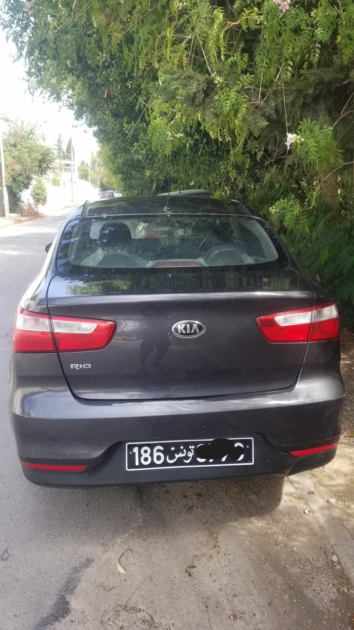 El Menzah El Menzah 9 Kia Rio Kia rio en trs bon tat