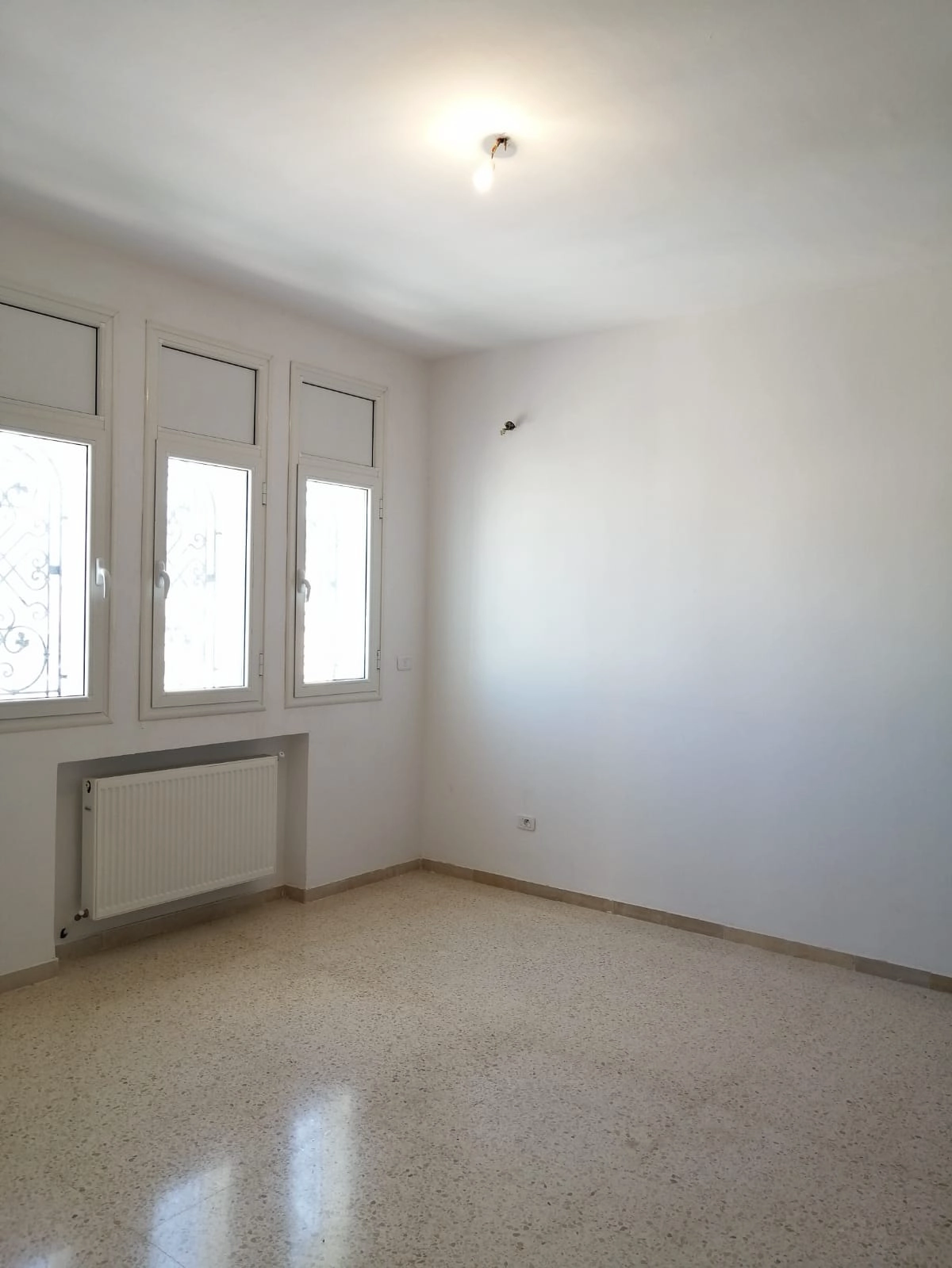 Bou Mhel El Bassatine Bou Mhel Location Appart. 3 pices Etage s2  bassatine