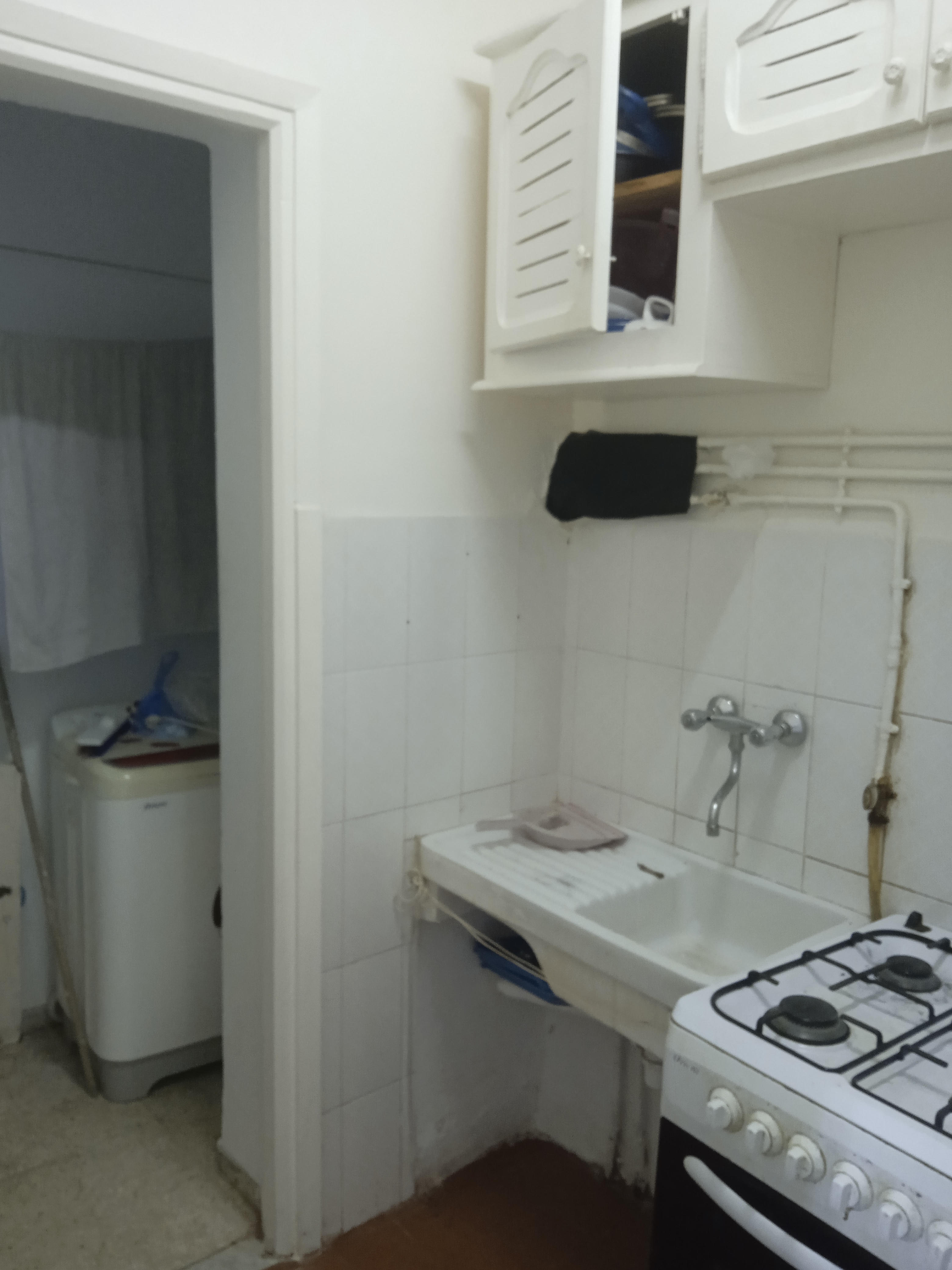 Ariana Ville Cite Ennasr 1 Location Appart. 1 pice S1 meuble ennaser1 longue dure