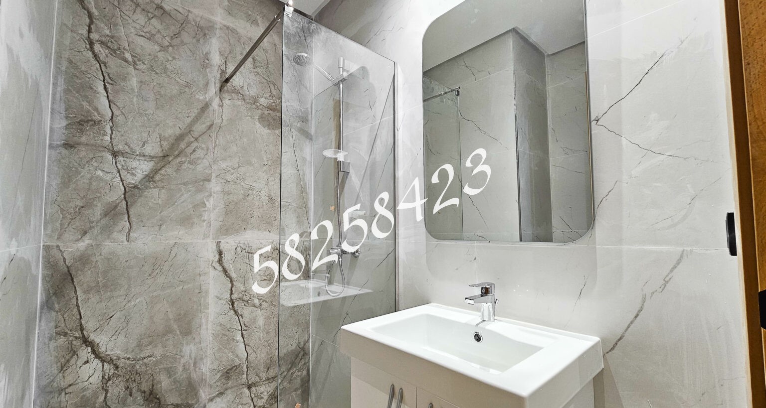 La Marsa El Aouina Location Appart. 3 pices S plus 2 ain zaghouan tel 58258423 fb 7830