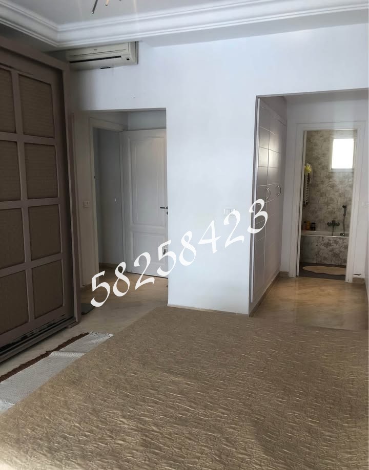 La Marsa El Aouina Location Appart. 5 pices+ S plus 4 wahat tel 58258423 fb 7975