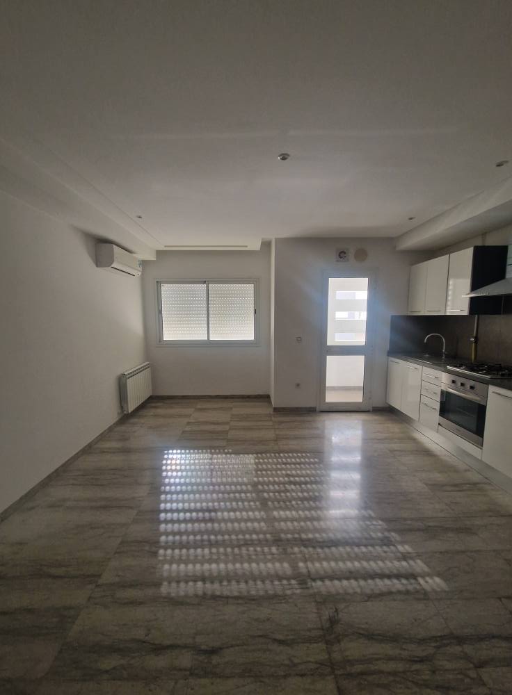 Ariana Ville Riadh Landlous Location Appart. 2 pices S1 haut standinf  riadh el andalous