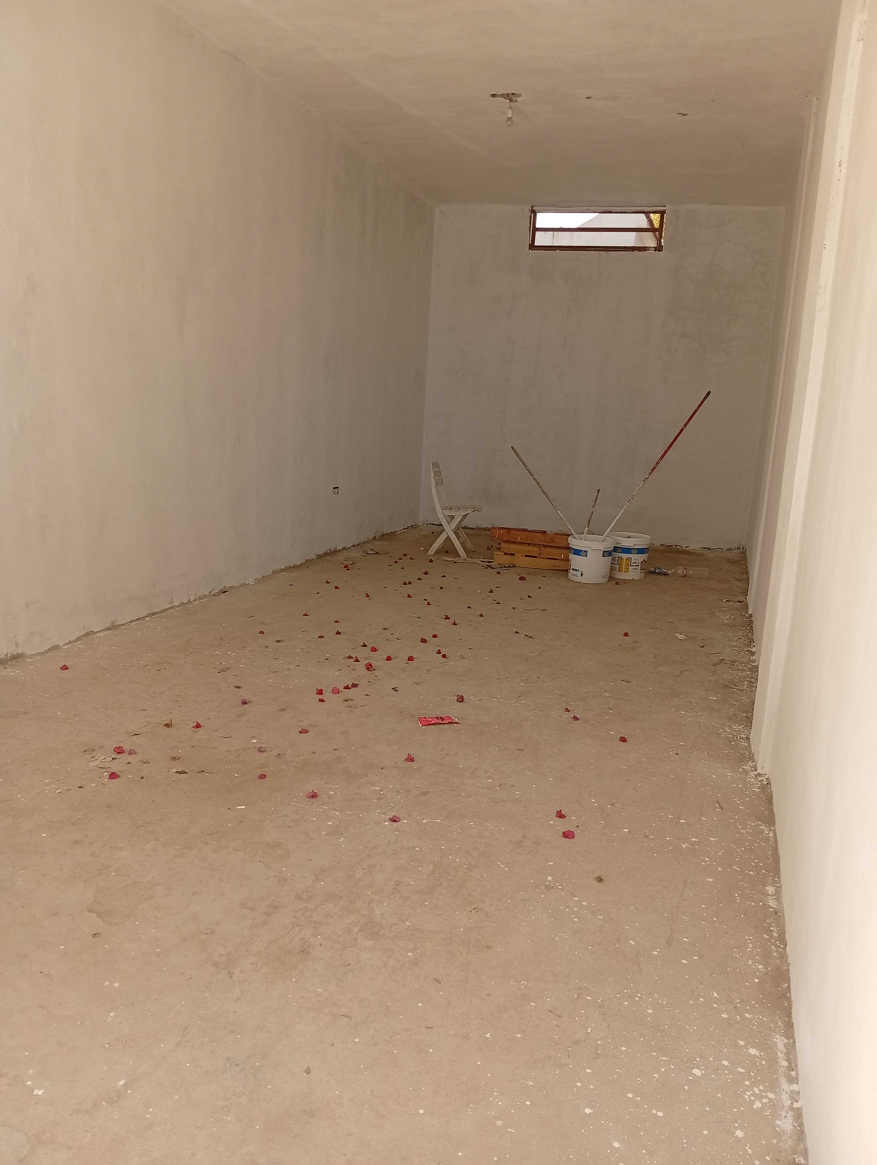 Ain Zaghouan Ain Zaghouan Location Autre Dpt de stockage