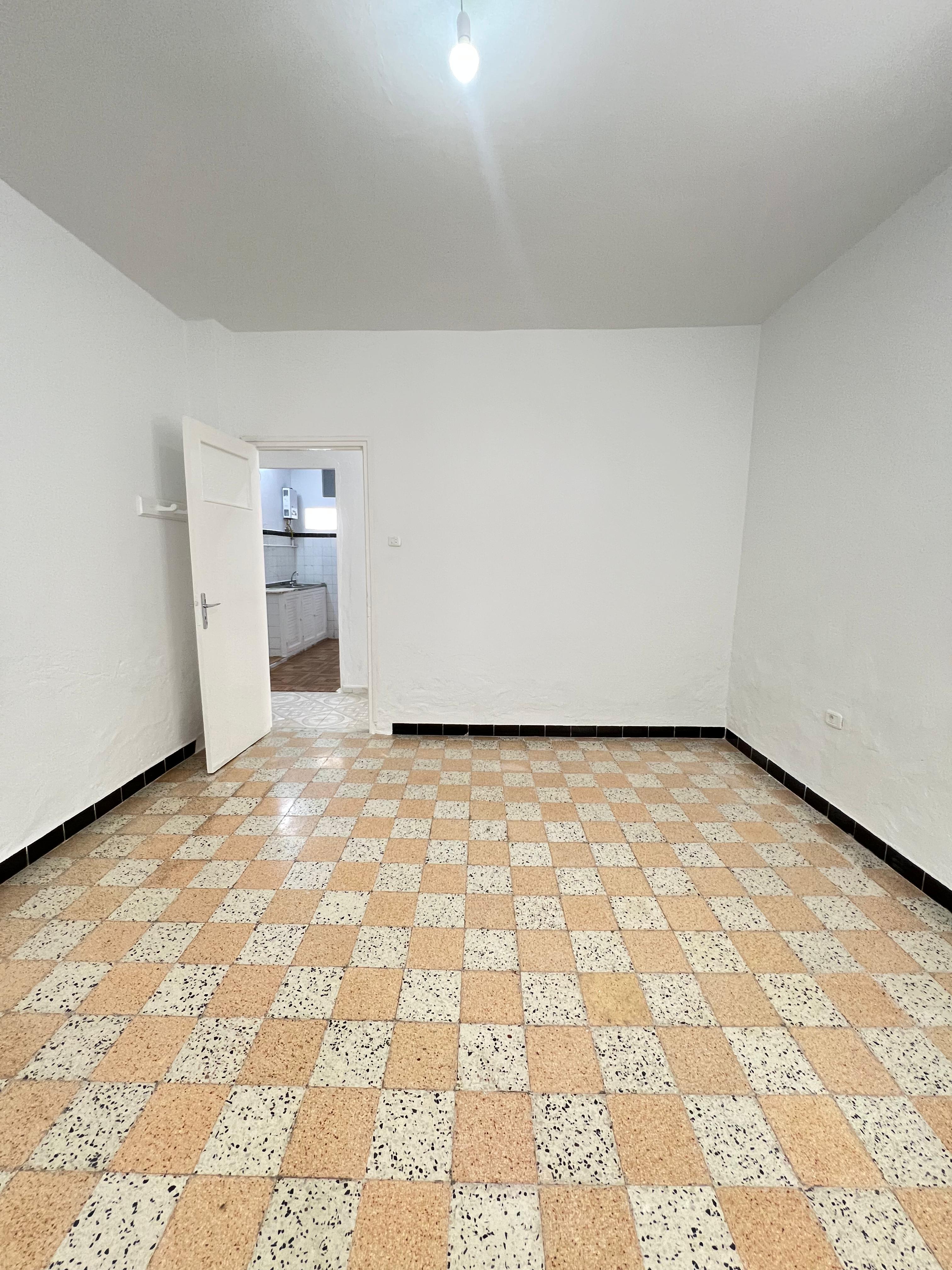 Ben Arous Ben Arous Location Appart. 1 pice S1  ben arous
