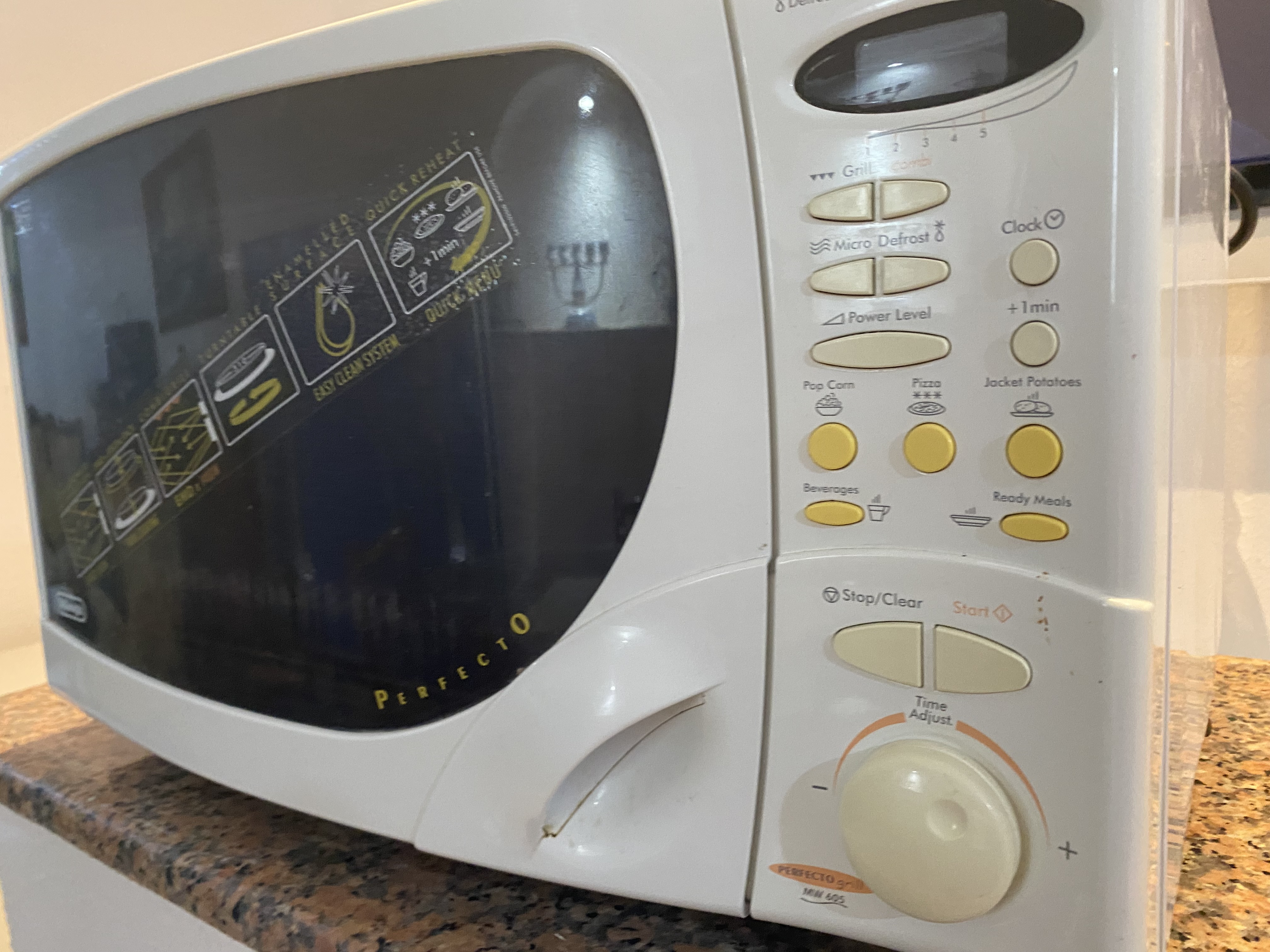 Raoued Ariana Essoughra Micro-ondes Autre Deux micro onde occasion