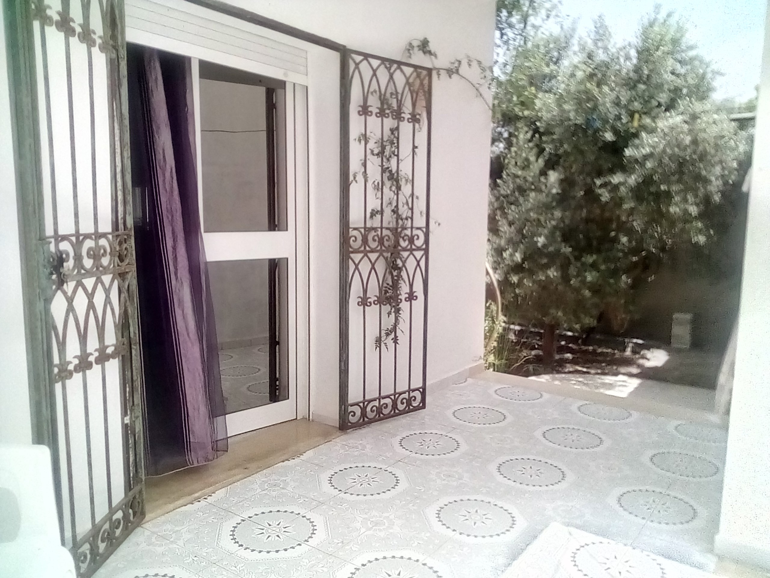 Hammam El Ghezaz Hammam El Ghezaz Location vacances Maisons Grande villa magnifique bien are avec jardin