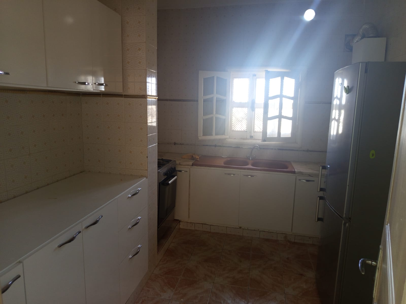 El Menzah El Manar 1 Location Appart. 4 pices Vaste tage de villa s3  manar1