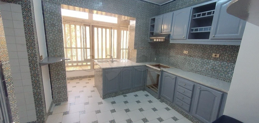 Ariana Ville El Menzah 6 Location Appart. 3 pices Spacieux et lumineux appartement s2  menzah6