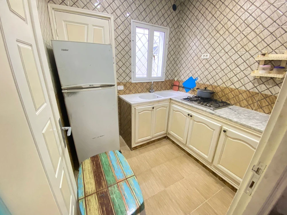 El Menzah El Manar 1 Location Appart. 2 pices Studio meubl s1  manar1