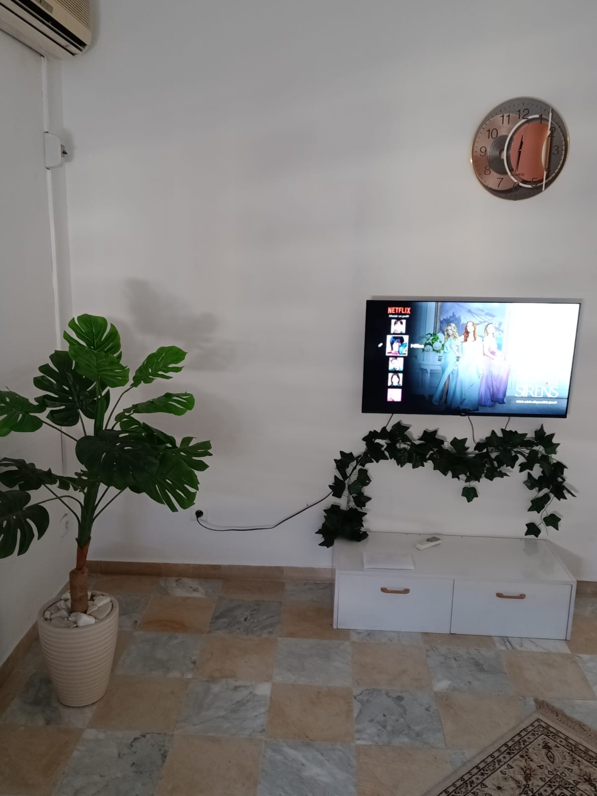 Mnihla Cite Ennasr Location Appart. 2 pices Spacieux et bel appartement s1  ennasr2