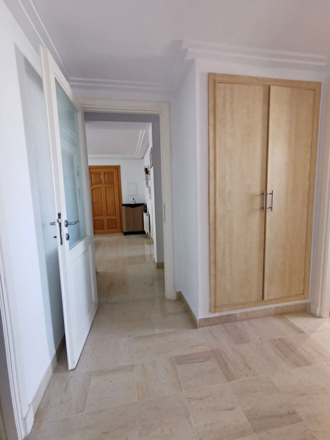 La Soukra La Soukra Vente Appart. 4 pices Appartement s3 soukra rue du parc