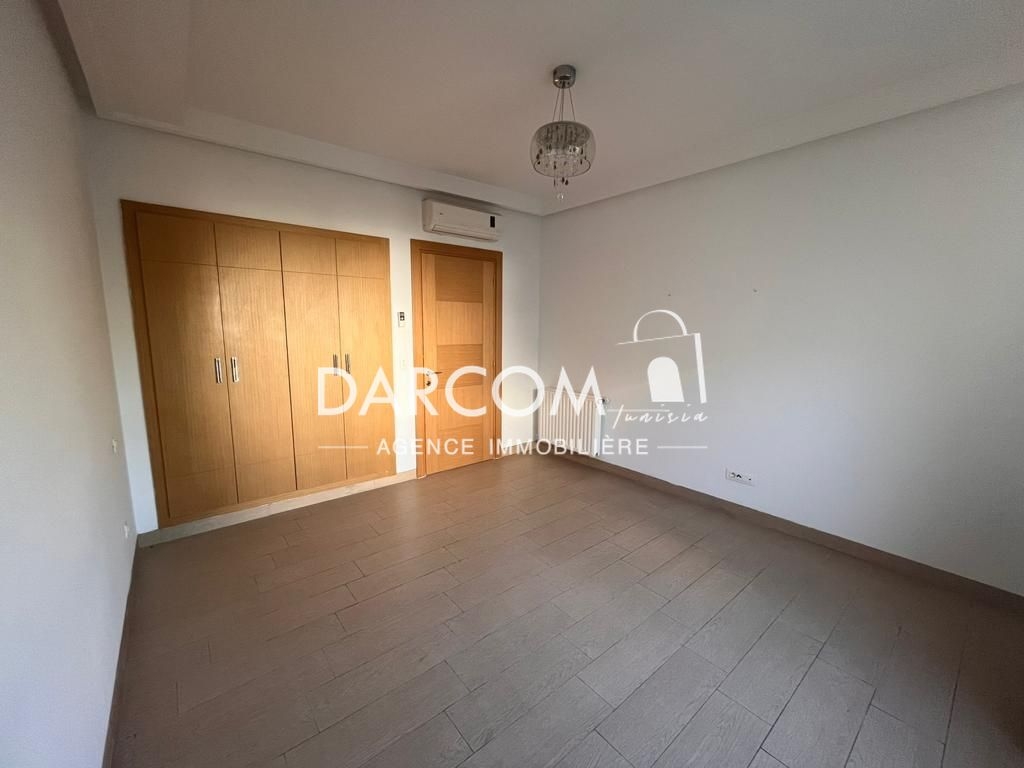 La Soukra Chotrana 1 Location Appart. 3 pices S2 avec jardin  chotrana 1